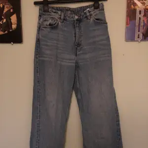 Vida Monki jeans, sparsamt använda!