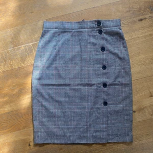 Kjol - Kjol i mycket bra skick. Storlek 38 ✨