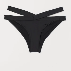 Bikini-underdel  - Oanvänd bikini-underdel.  Köpare står för frakt! OBS inte exakt dem som är på första bilden (men en bra illustration) 😄