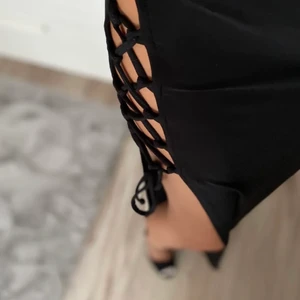 Ny kjol  - Kjol med öppningarna på båda sidor, endast testad passar xs/s 