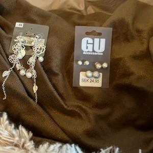 Örhängen  - Fina örhängen,värda att köpa 