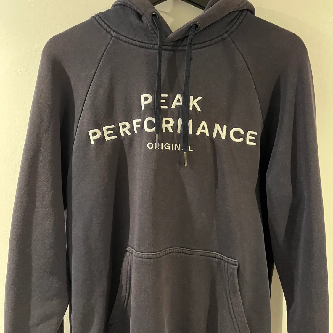 Peak Performance Hoodie - 90