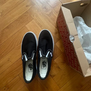 VANS stl.39 oanvända  - Oanvända 
