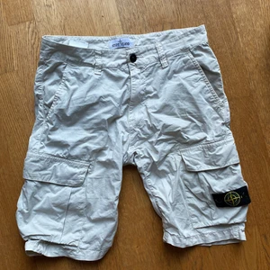 Stone Island Junior Cargo-Shorts - Cargo shorts av stone island (junior) Storlek: 156 (12 yrs)