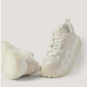 Chunky Sneakers - Använda 1 gång! Storlek 40. Köparen står för frakten.