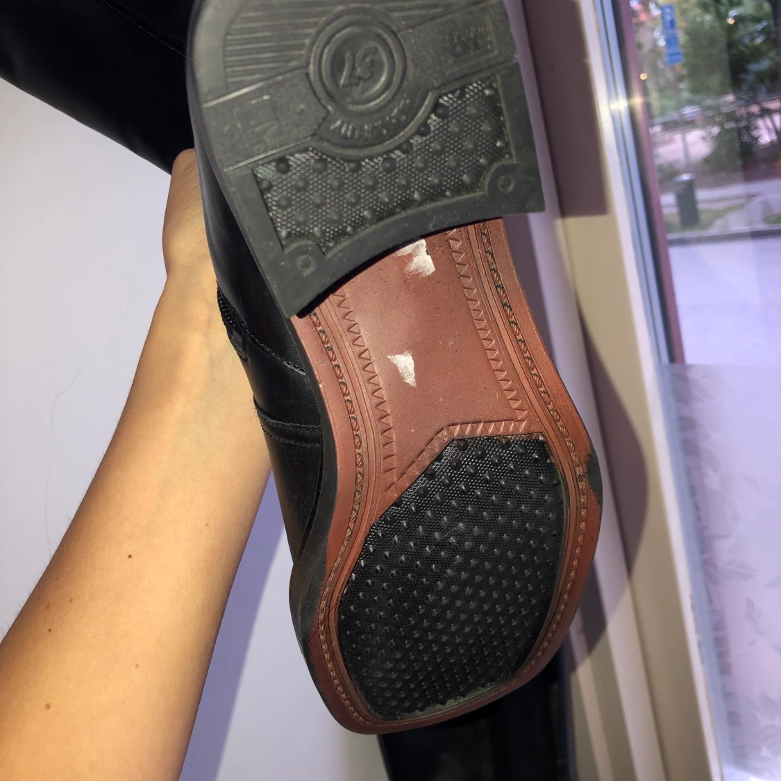 Som nya skinnstövlar i strl 37 - 91