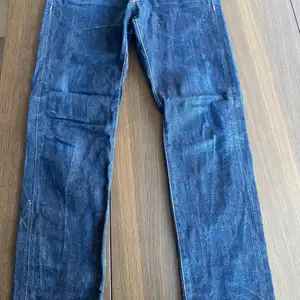 Edwin jeans som ny…..används 2/3 gånger……körigt Tokyo 