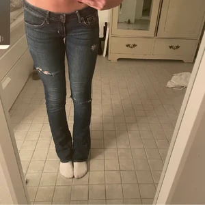 Jeans  - Lågmidjade jeans från hollister stl 26/34