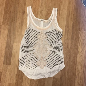 ODD MOLLY TOPP BLUS  - Mycket fint skick