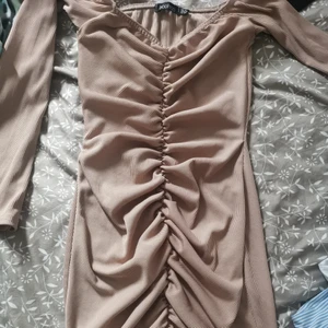 Boohoo - Klänning från Boohoo. Använd max 3 ggr. 