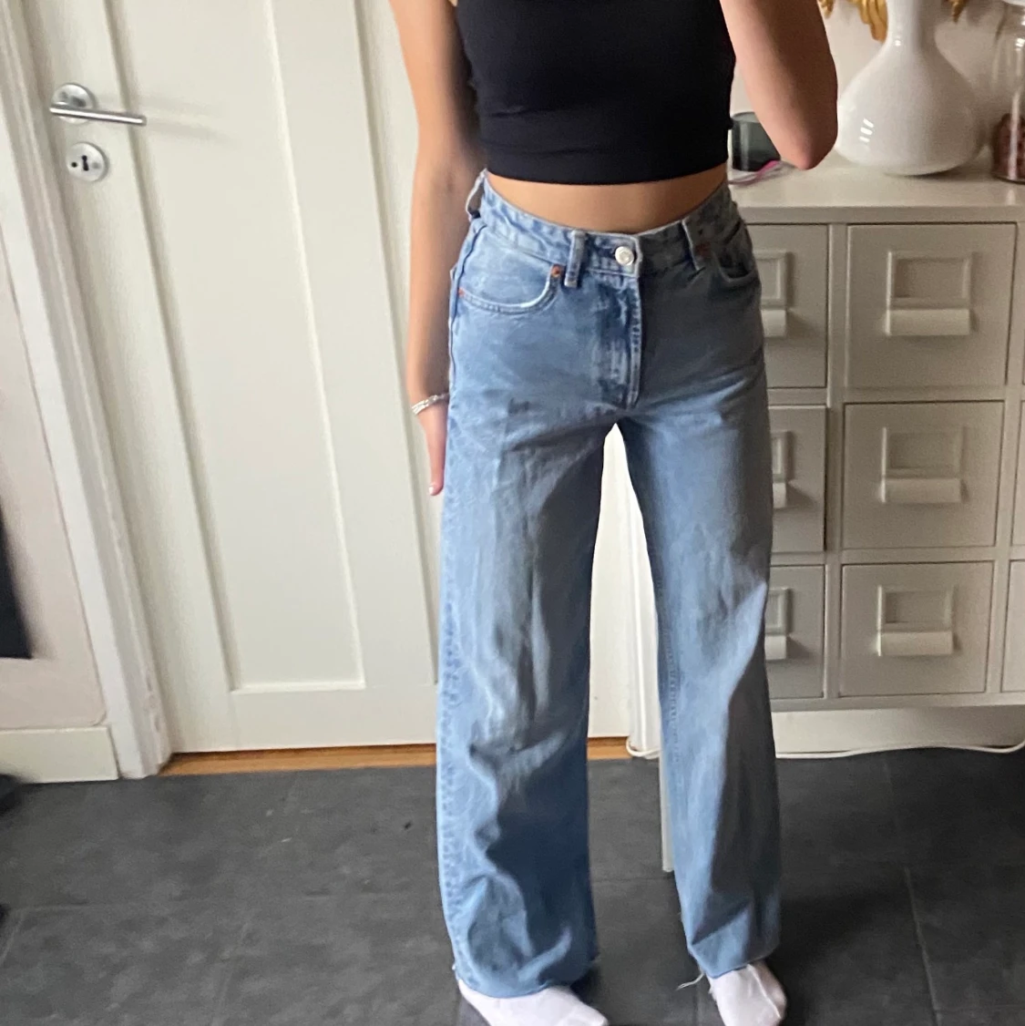 Högmidjade jeans ifrån Zara  - 90