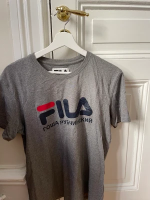 FILA x Gosha Rubchinskiy - Använd endast ett fåtal gånger.  Storlek M