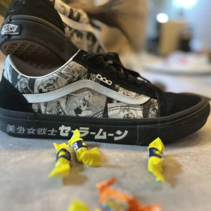 Vans x  Sailor Moon  - Nyskick 