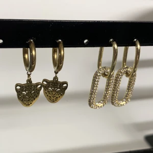 Steel örhängen  - Stainless steel örhängen MISFÄRGAR INTE!! 80kr styck! 