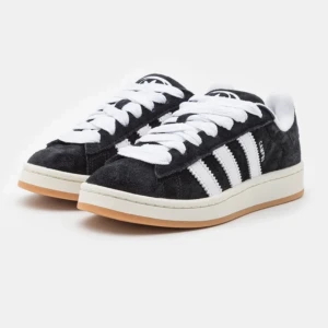 Adidas campus 00s - Intressekoll på dessa adidas campus 00s, helt nya💖Skriv till mig om du är intresserad!