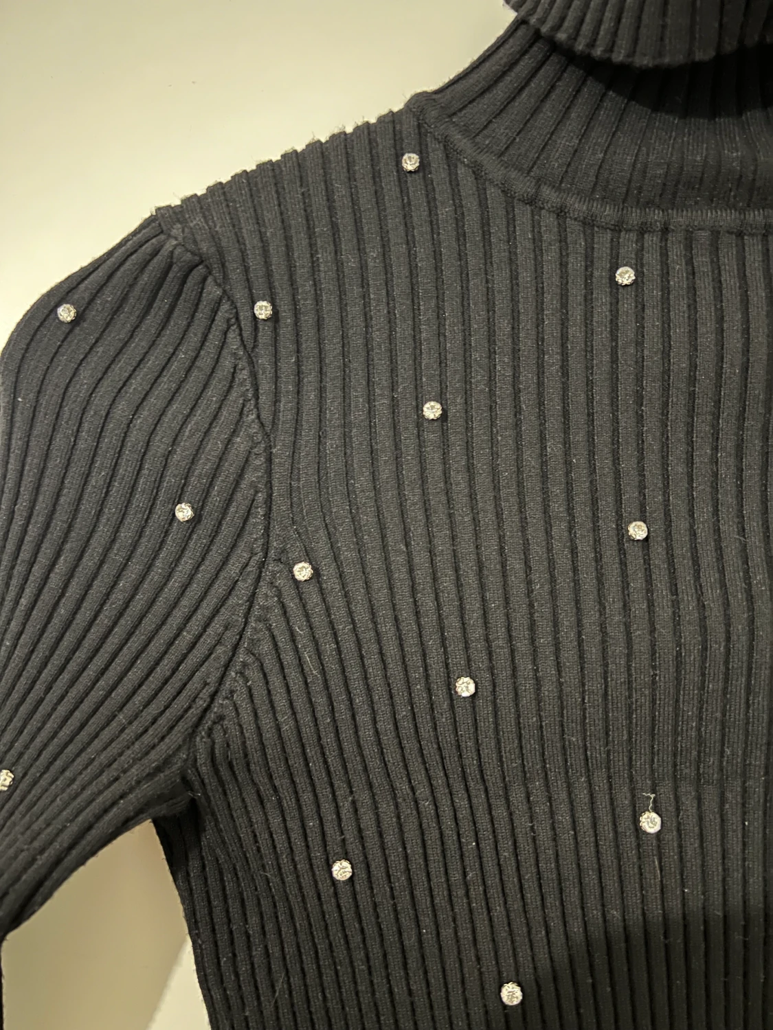 Zara - stickad tröja med strasstenar - 90