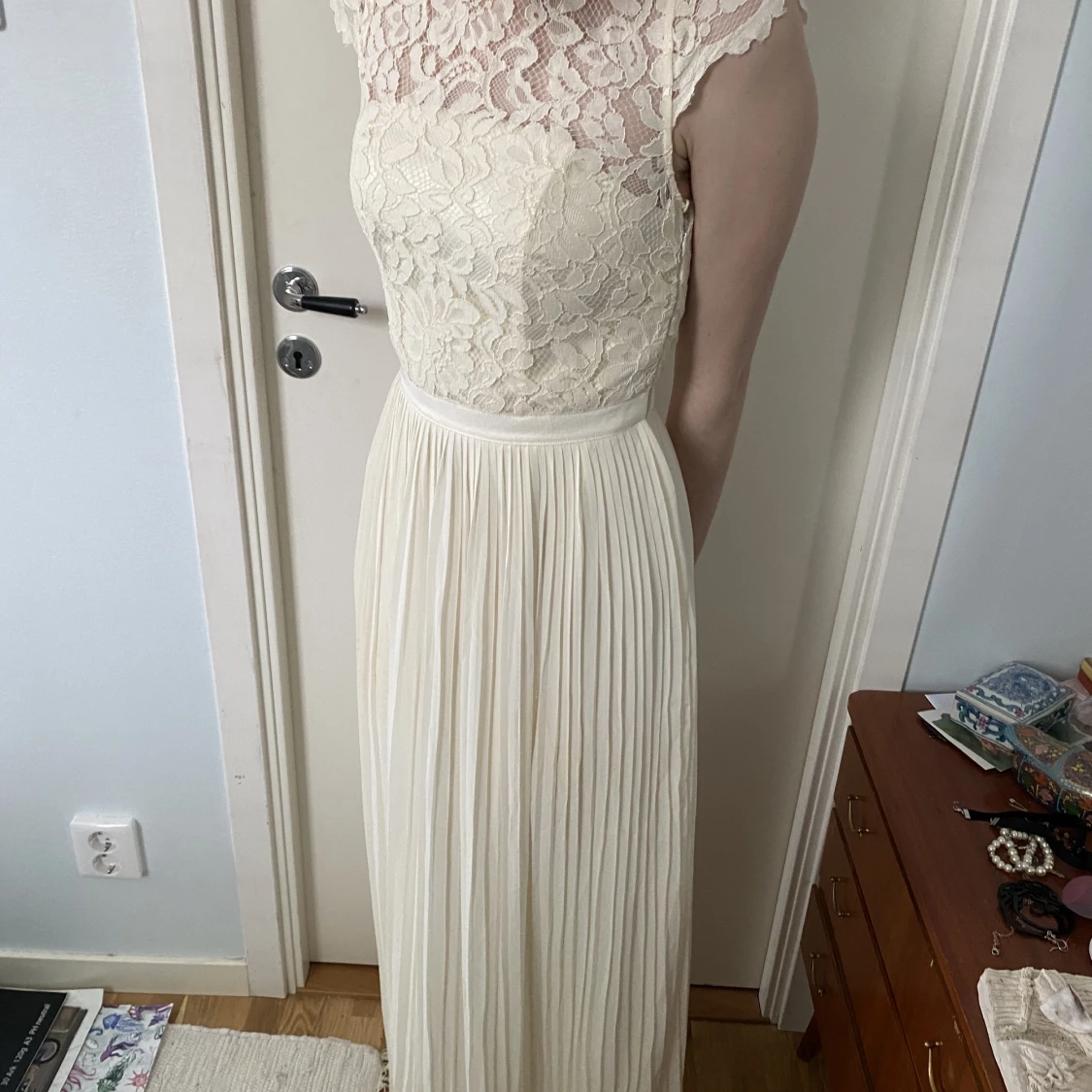 Vit långklänning