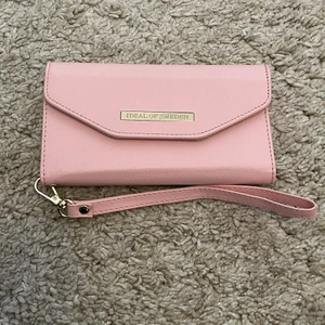Ideal of Sweden  - Helt oanvänd!
