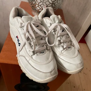 Skor fila  - Använda en sommar 