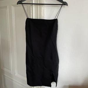 Minidress NAKD - Svart miniklänning från NAKD, aldrig använd. 🖤