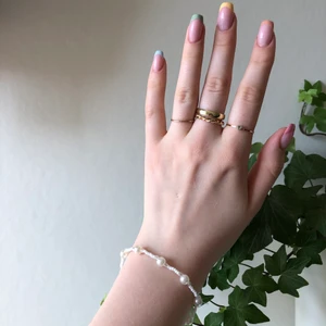 Armband - Armband - finns olika färger o välja mellan i designen så den passar just dig🤍 25kr/st inklusive frakt!