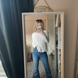 Virkad tröja - Tunn virkad tröja, väldigt fin