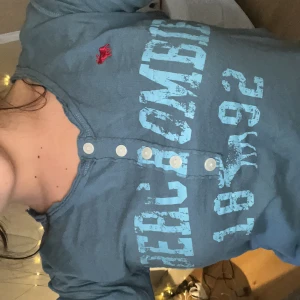 Arecrombie shirt❤️ - Farfarströja 