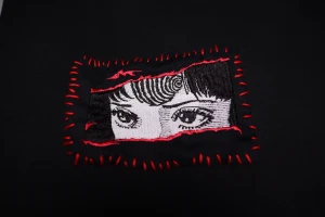 Junji ito uzumaki sweatshirt  - En oversized sweatshirt i hög kvalité med uzumaki broderi🌀gjord på efterfrågan så kan därav göra från XS-XL 🤍🧷 