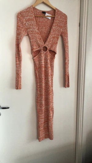 Helt ny klänning  - Tjockt material