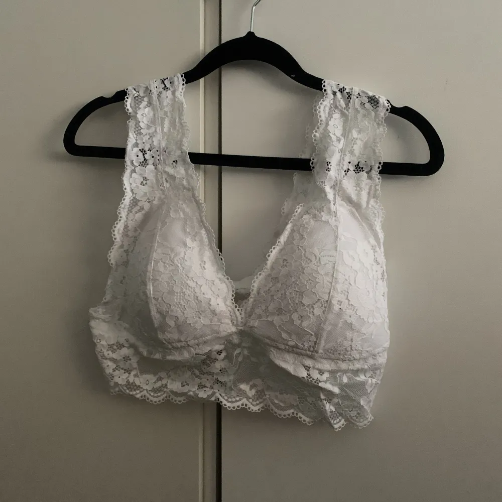 Bralette i nyskick, använd inte köp nu. Övrigt.