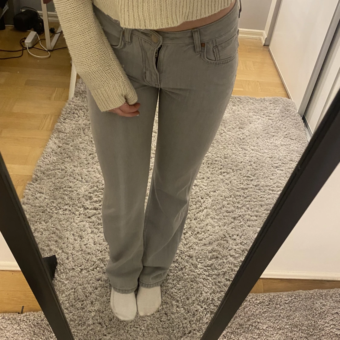 Ljusgråa jeans  - 90