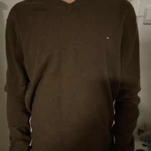 Tommy Hilfiger Tröja - Jätteskön långärmad tröja. Knappt använd. Skick: 9/10:)