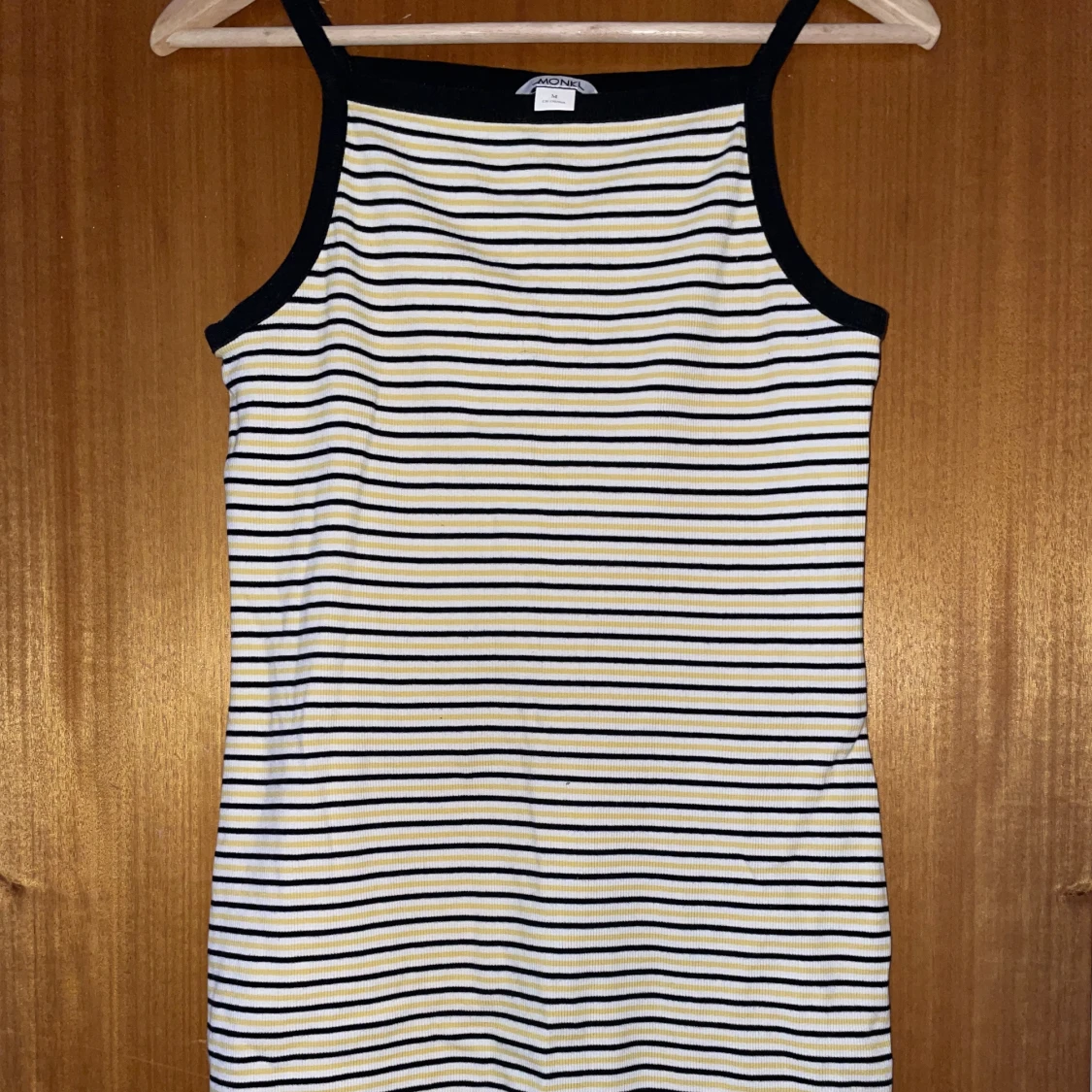 Randigt kläning från Monki - 90