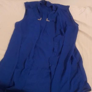 Blus - Använt 1 gång 