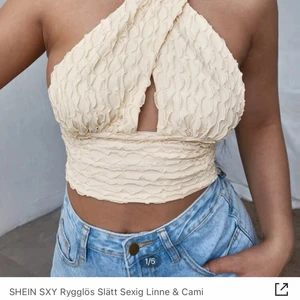 Fest topp  - Jätte fin fest topp som ja köpte på SHEIN, va lite liten för mig derför jag säljer