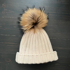 Beanie  - Black beanie