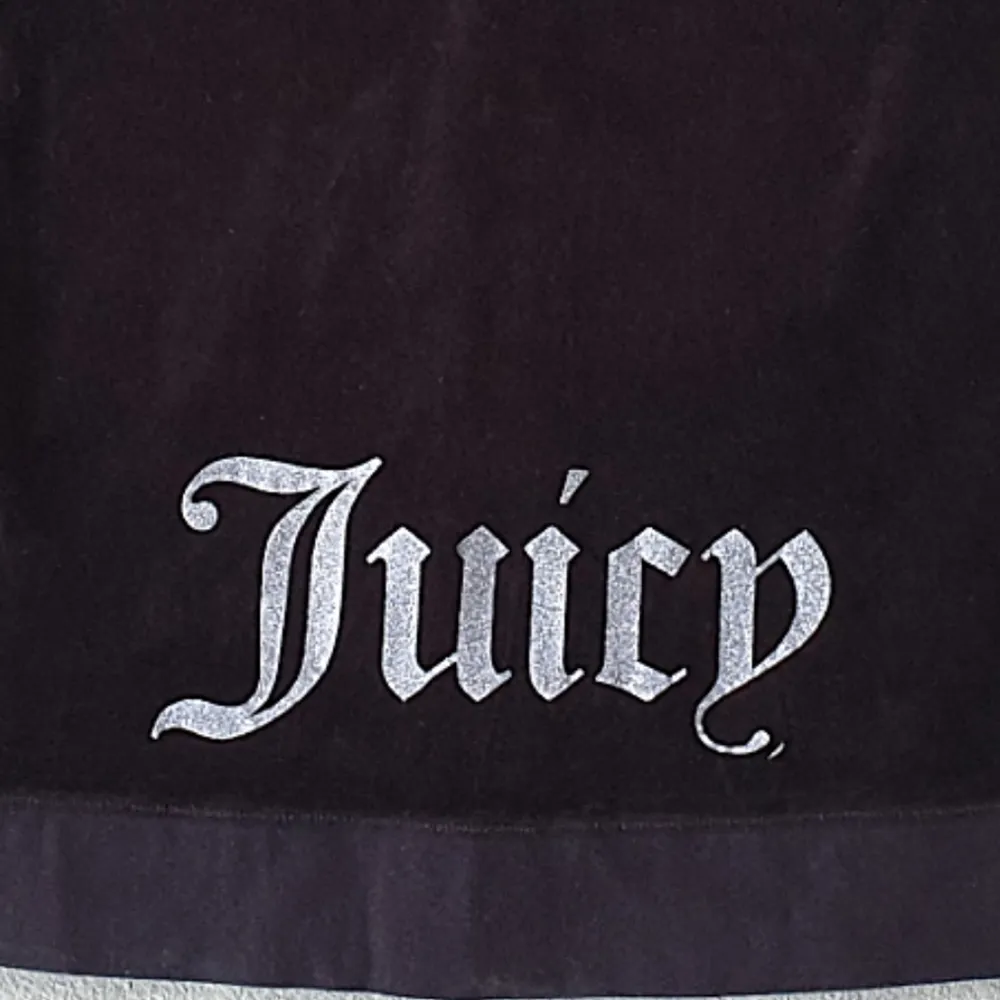 **SOLD**Early Y2K era. Vintage original Juicy Couture Black Velvet Hoodie. In pre-loved condition with no noticeable flaws. Size XL, slightly oversized fit on me and I am normally size small/medium.. Hoodies.