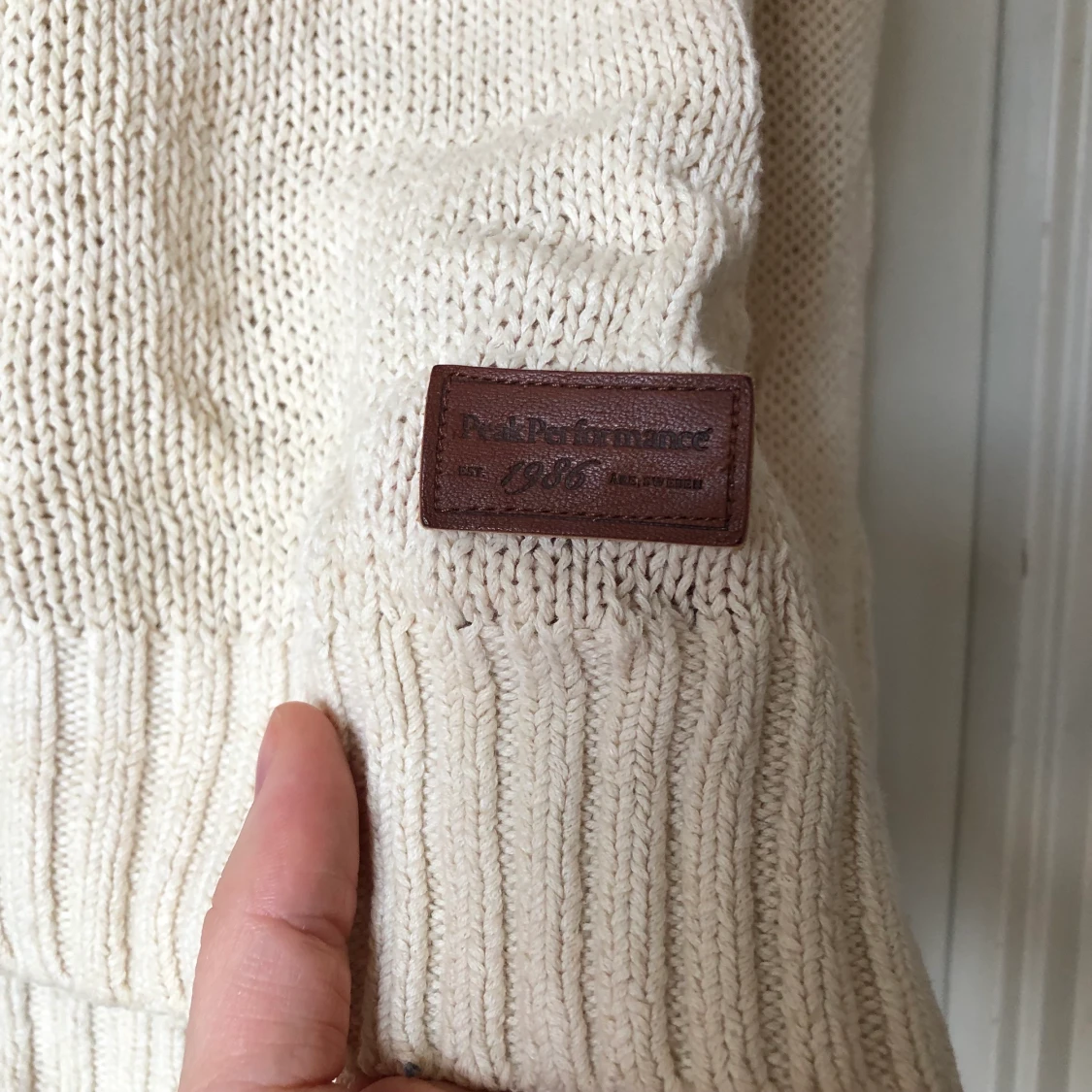 Tröja / Stickad / Peak Performance / Strl S - 90