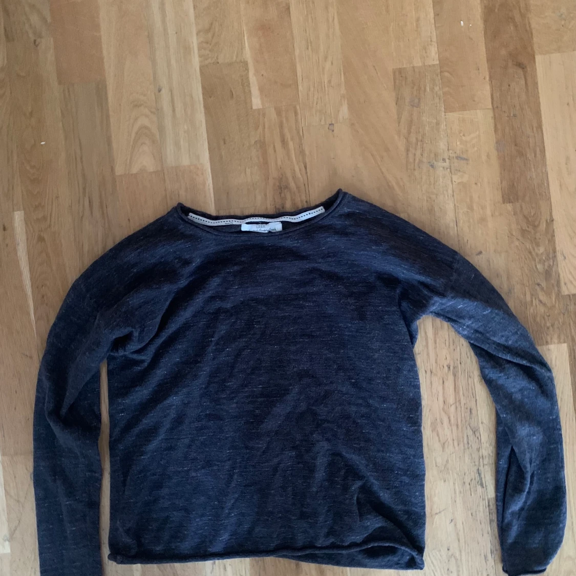 Brun långärmad tröja  - 90