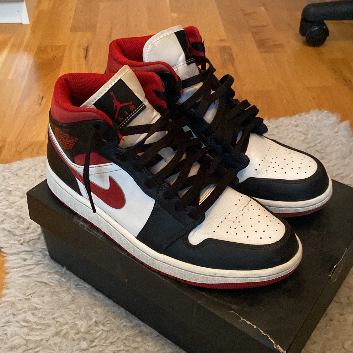 Jordans Mid och Low - 91