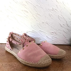 Espandrillos - Snygga skor i mocka med nitar. Stolek 37