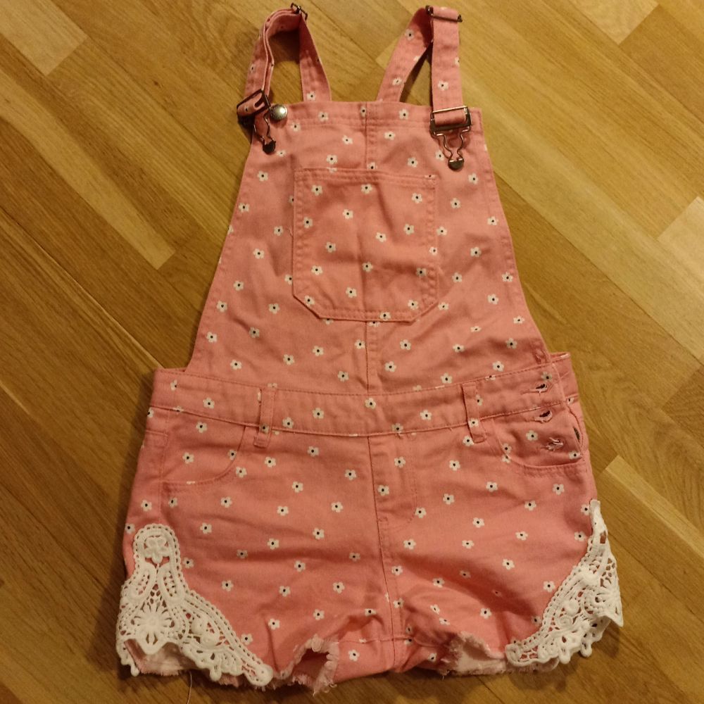Rosa Short For Girl 10 Years Plick Second Hand rosa-short-for-girl-10-years-plick-second-hand
