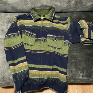 Zip up - Cool zip up som ej använda längre, sitter boxy