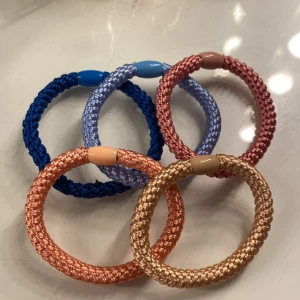 Kneekii - Kneekiis (fejk) 1 för 10kr ALLA för 30kr