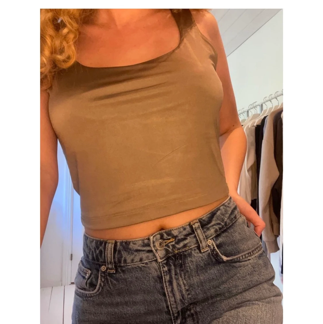 Linne BikBok militärgrön - 90