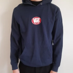Vans hoodie  - Marinblå vans hoodie strl L  