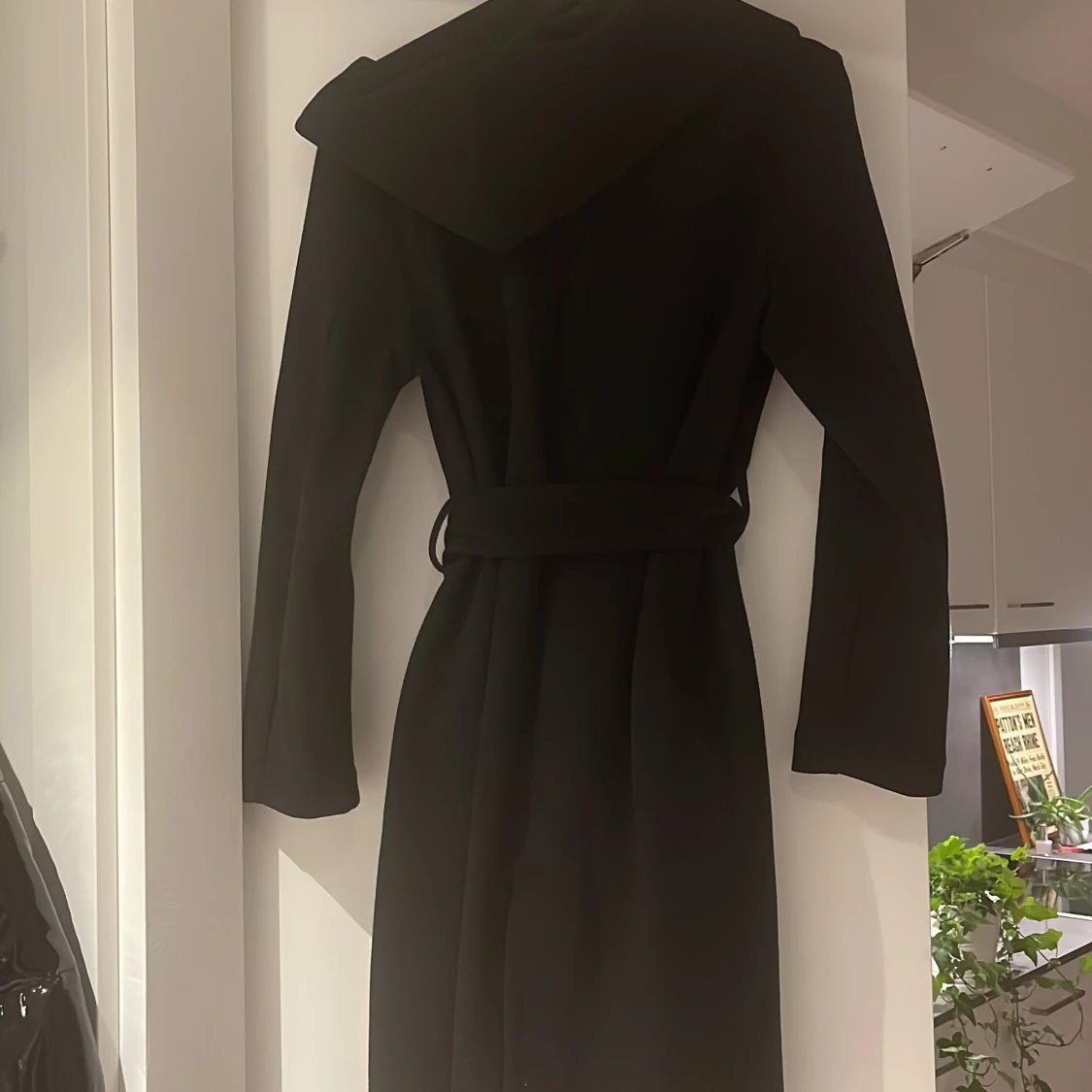 Kappa med luva och skärp Svart  - 90