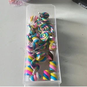 Godis berlocker  - 1 godis kostar 2kr