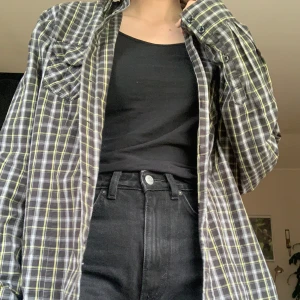 Skjorta  - Unisex skjorta i perfekt skick :) 