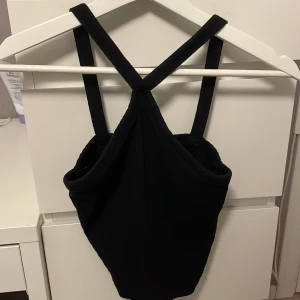 Linne - Banden är uppsydda och den är i nyskick!